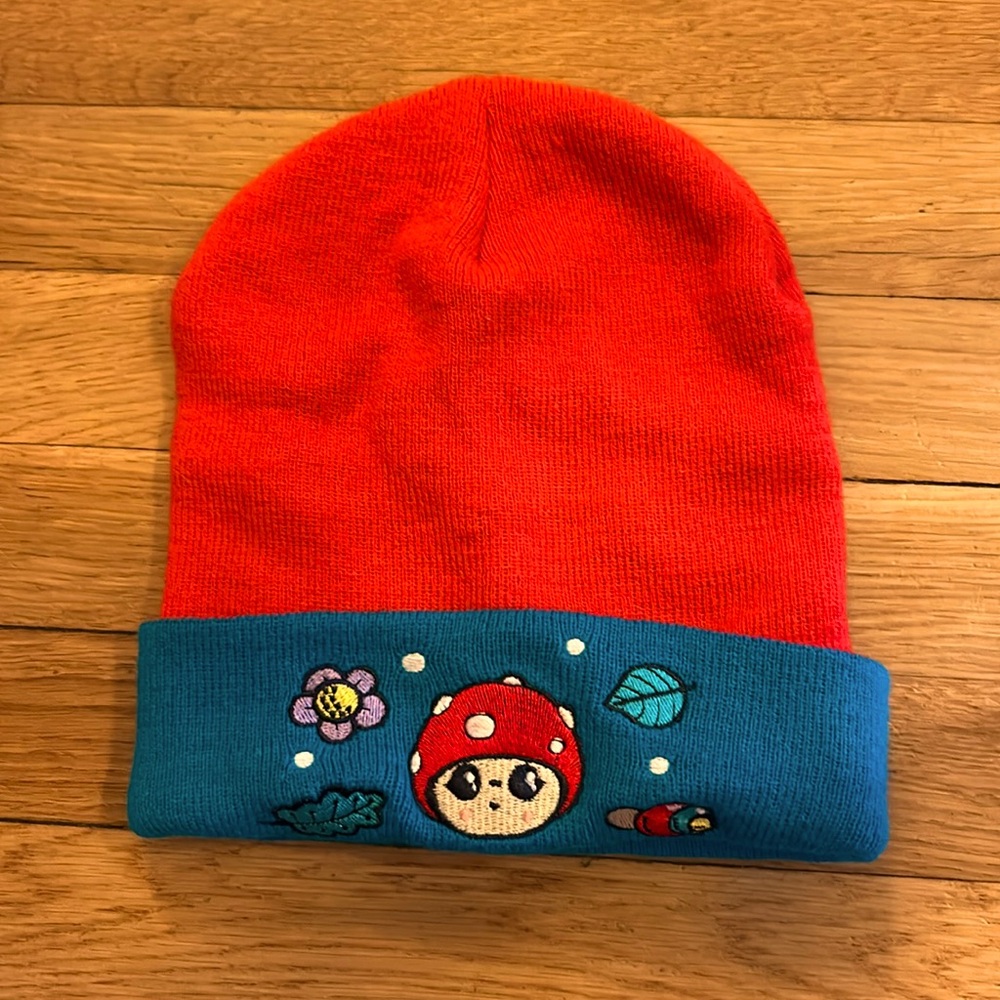 Tulipop Winter Hat - Bought in Iceland - Made in China lol